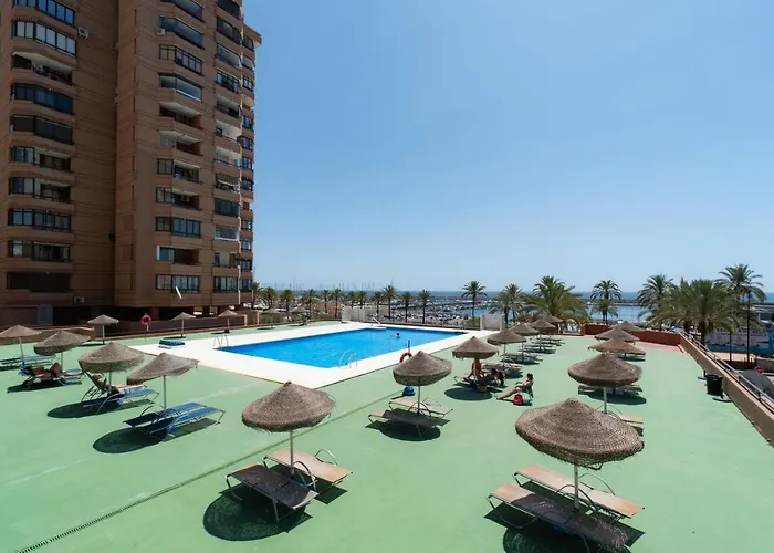 Sur Palmeras 7 *