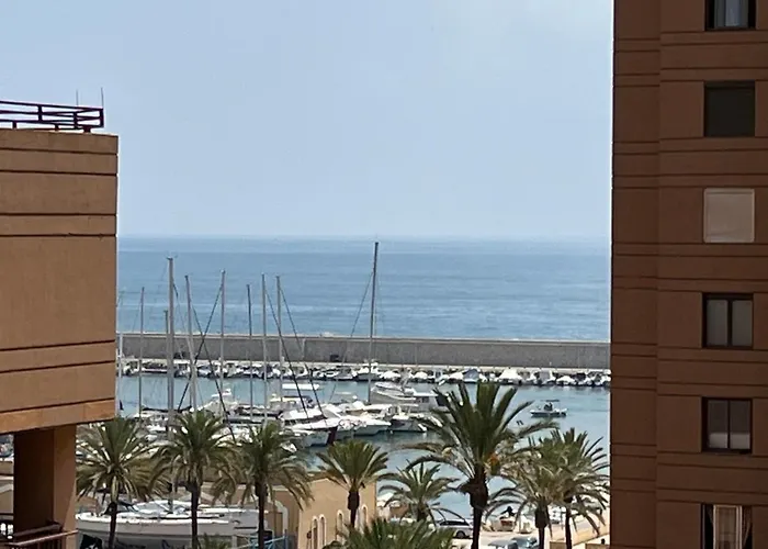 Sur Palmeras 7 아파트 푸엔히롤라